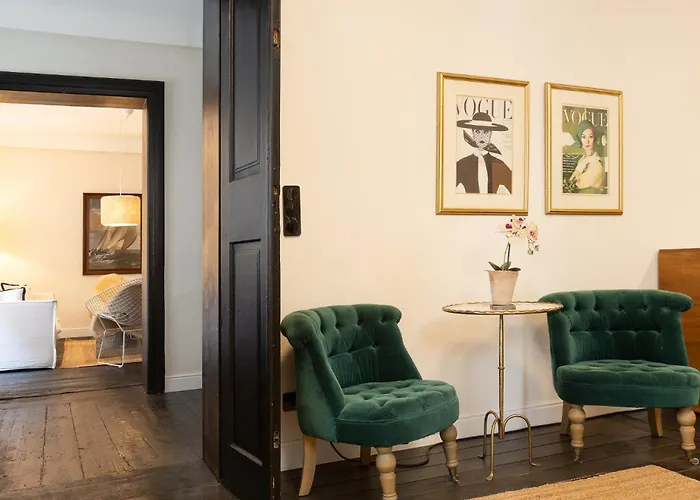 Capitolina4 - Con Spazio Esterno Privato - Naonbnb Apartment Triest