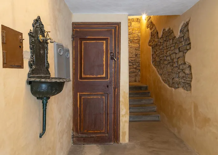 Capitolina4 - Con Spazio Esterno Privato - Naonbnb Apartment